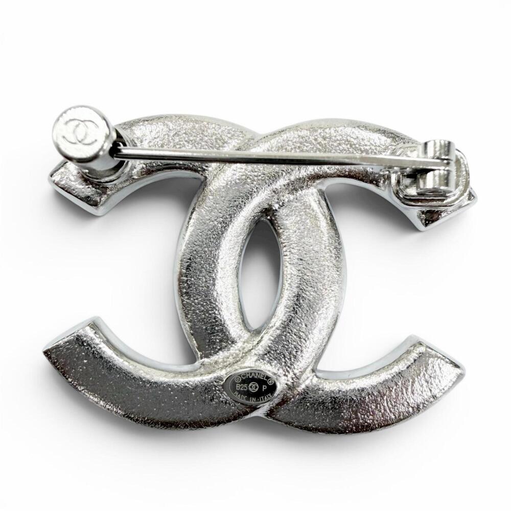 CHANEL Brooch - Picture 4 of 6